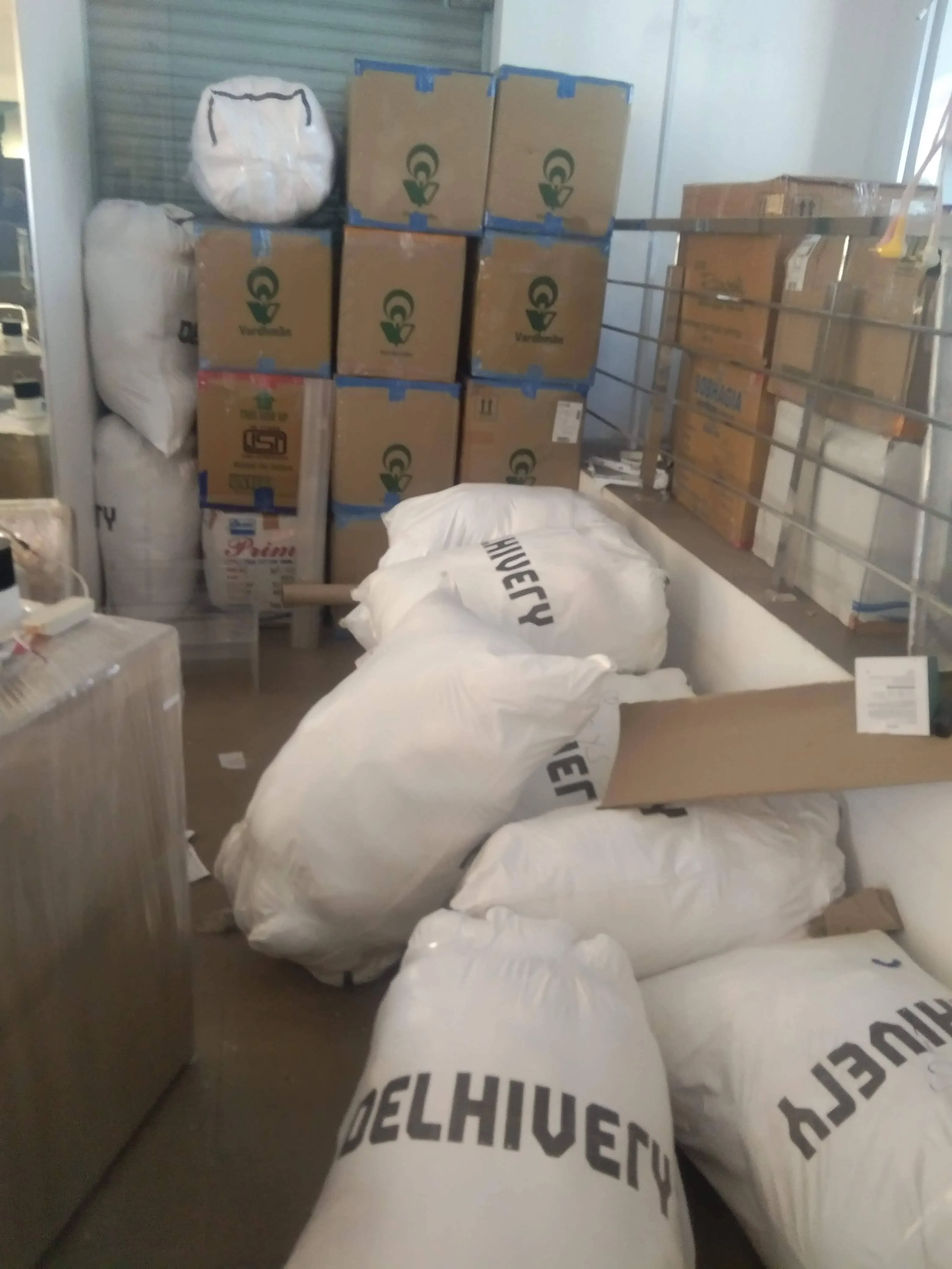 Vanline Logistics Packers & Movers secure container storage warehouse in Hyderabad